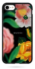 Черный чехол с логотипом Гучи на iPhone SE 2 Цветы